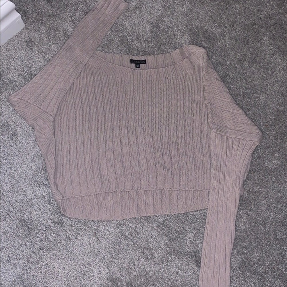 Crop top sweater